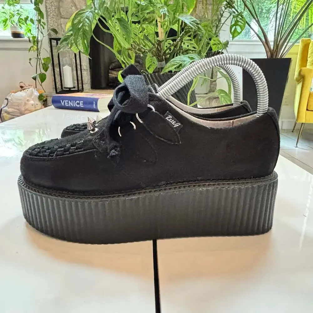 Rose.G Black Suede Platform Creeper Shoes with Spike Detail Size 7